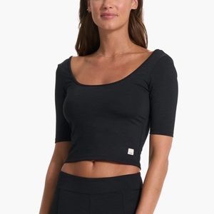 Vuori Ribbed Scoop Neck Top size small